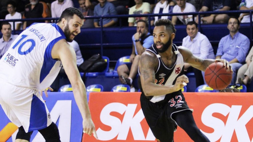 Vasco acerta permanência de David Jackson e contratação de Gustavo, ex-Pinheiros