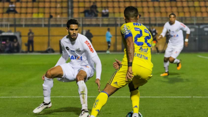 Frustrado, Zé Ricardo lamenta mais uma boa atuação sem vitória no Fla