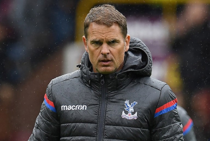 O holandês Frank de Boer não resistiu a quatro derrotas consecutivas no começo do Crystal Palace no Campeonato Inglês. Acabou demitido