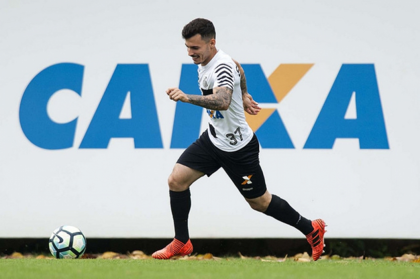 Próximo de acerto com o Fla, Zeca é visto como coringa para as laterais
