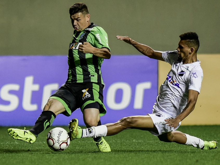 Com seis gols marcados, Ruy foi um dos destaques da Série B
