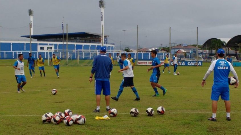 TREINO AVAÍ