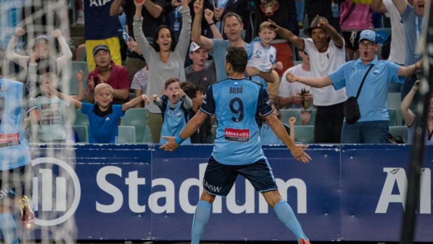 Bobô marcou um gol na vitória do Sydney FC