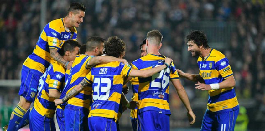 Após falência, Parma luta pelo terceiro acesso seguido na Itália | LANCE!