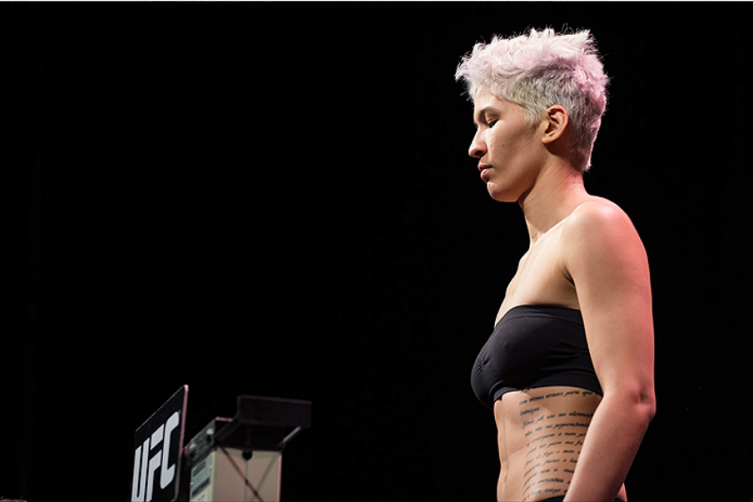 Larissa Pacheco tem duas lutas pelo UFC e em ambas saiu derrotadas, mas tem nova chance no TUF (Foto: UFC)