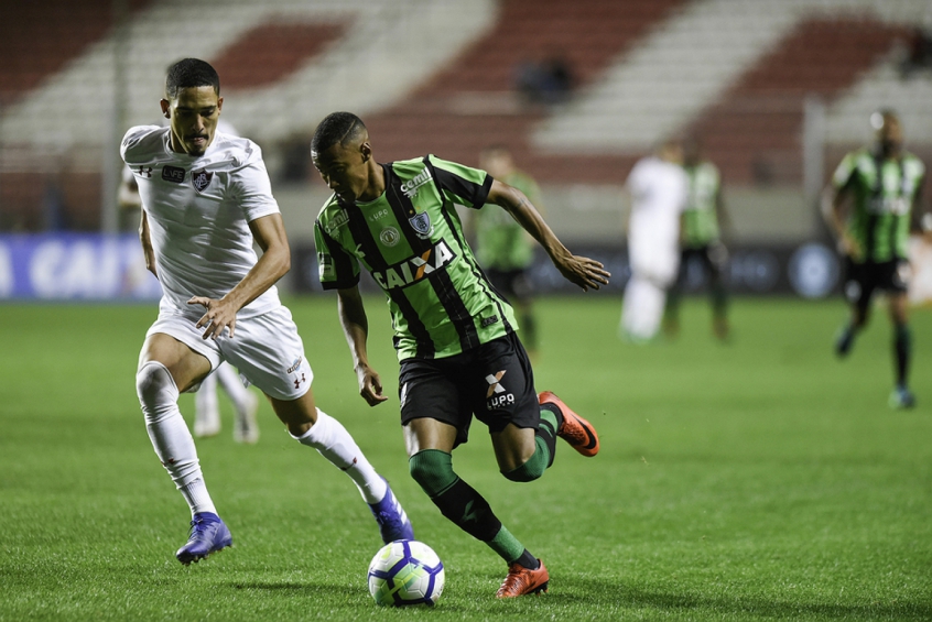 [COMENTE] O Palmeiras faz o certo ao investir na contratação de Ademir, do América-MG?
