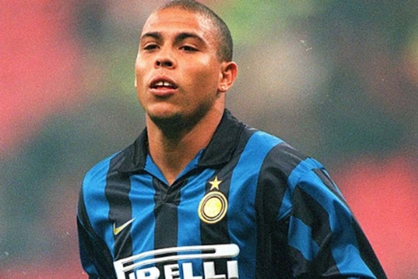 Ronaldo, Neymar e Pogba: Quais jogadores quebraram o recorde mundial de transferências?