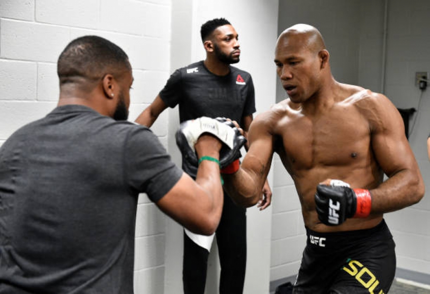 Jacaré vai fazer o co-main event do UFC 230 e espera sair com a vitória e o title shot (Foto: Getty Images)