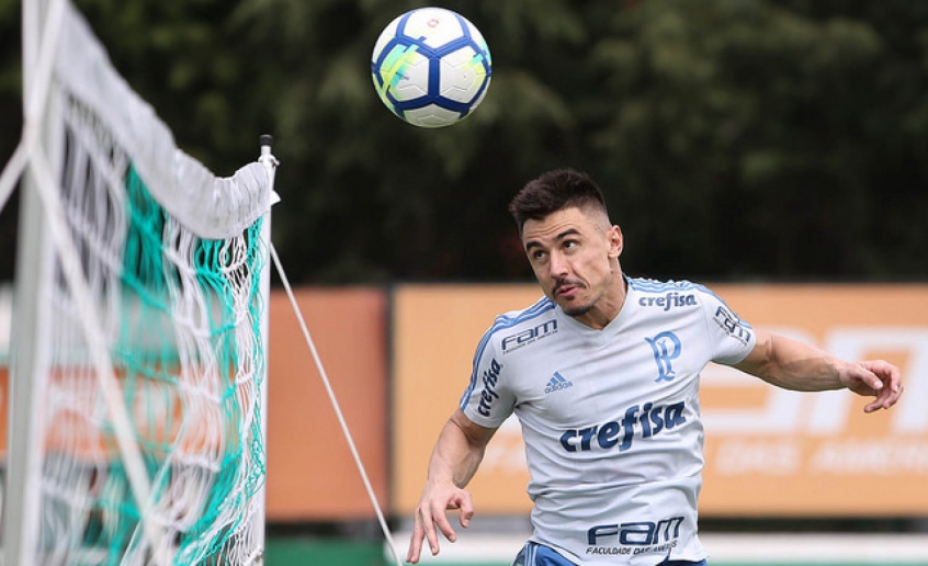 Com temporada cheia e mais jogos que alguns clubes da Série A, Willian volta antes do prazo