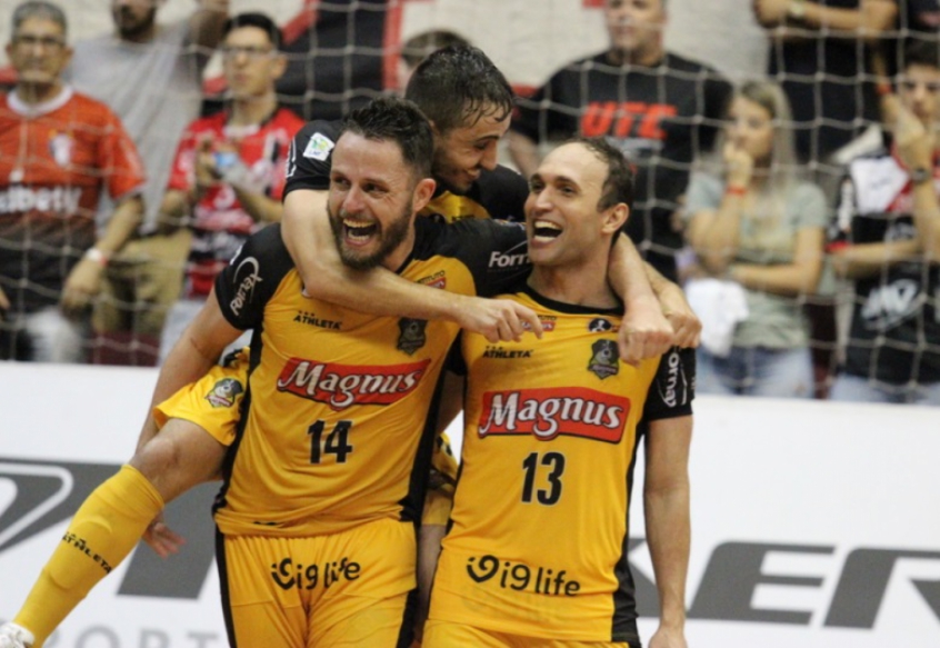 Magnus vence Joinville na prorrogação e vai às semifinais da LNF. O adversário da fase será o Pato