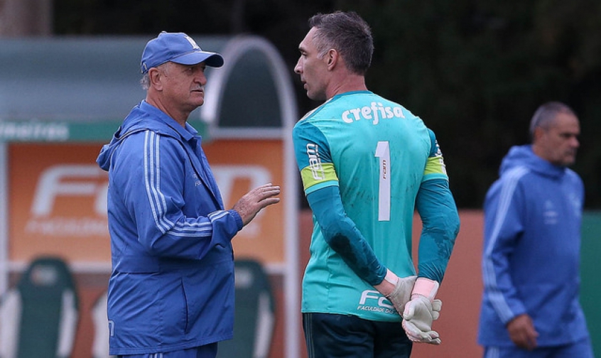 Felipão dedicou alguns minutos para conversar com Fernando Prass depois do treino