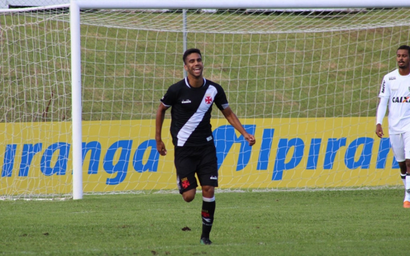 Vasco - Tiago Reis comemora gol importante e espera seguir marcando na Copa RS