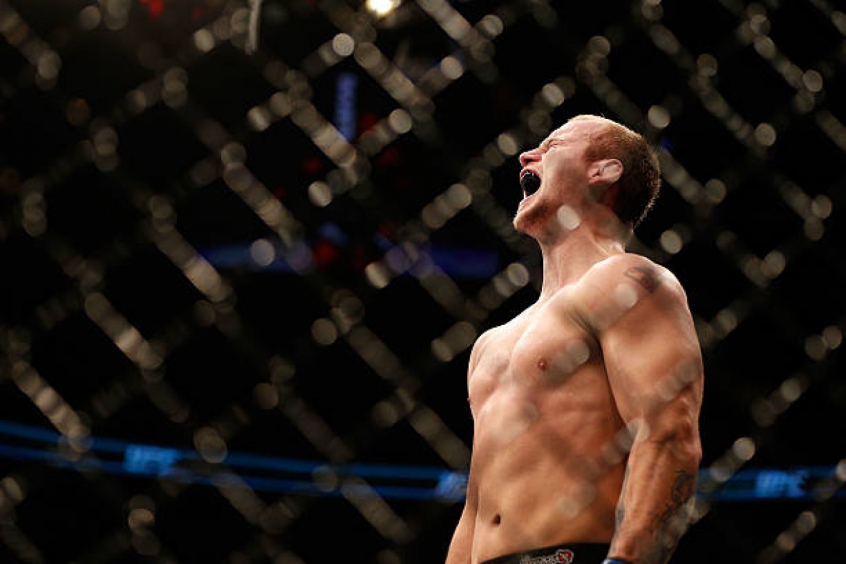 Ronson está fora da luta com o brasileiro Carlos Diego e perdeu o contrato com o UFC (Foto: Getty Images)