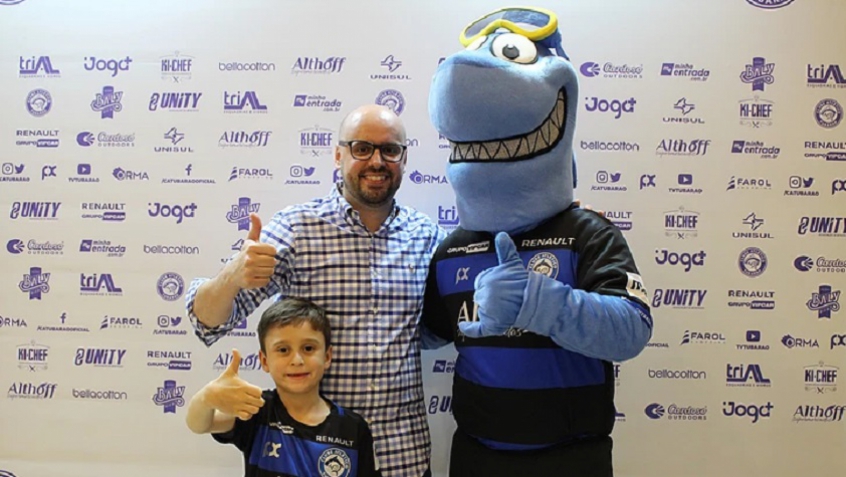 Lançamento Tubarão