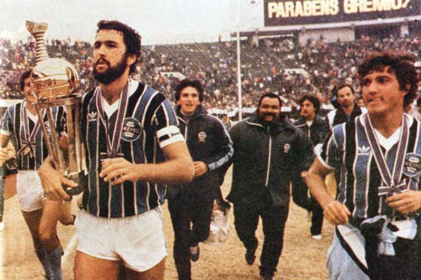 Em um 11 de dezembro, o Grêmio dominava o mundo há 35 anos 5c0fa6cbe45ff