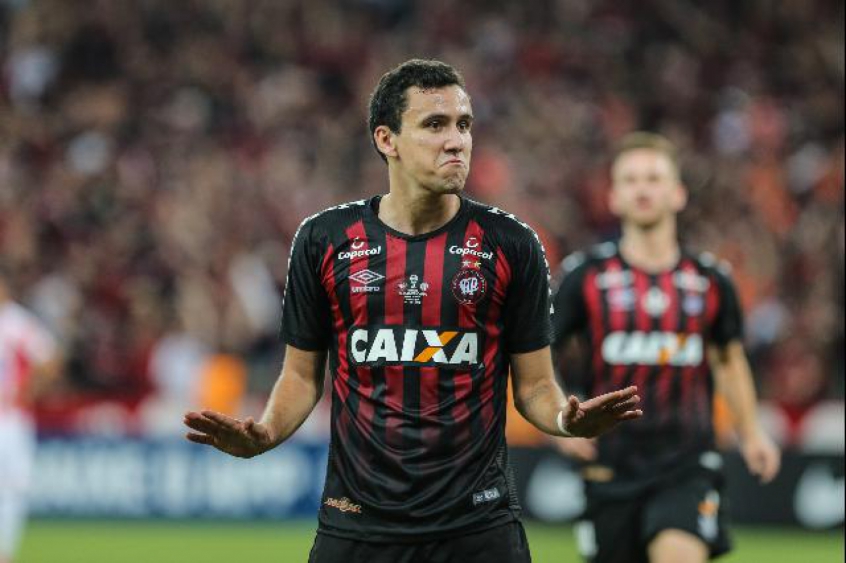 Apos A Inedita Conquista Atletico Pr Ve Destaques Do Time Serem Cobicados Por Outros Clubes Lance