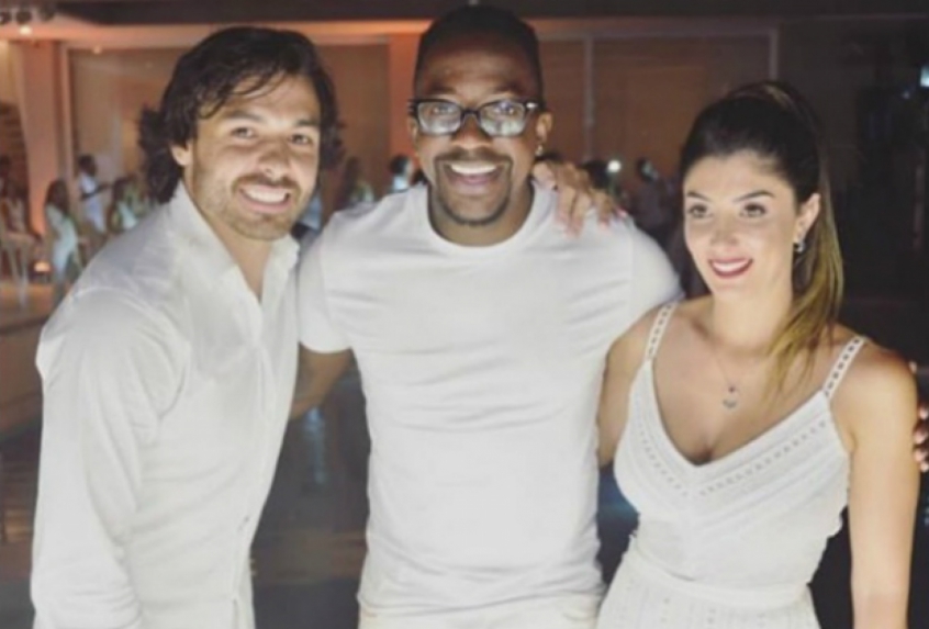 Ainda negociando com o Palmeiras, Goulart continua no Brasil