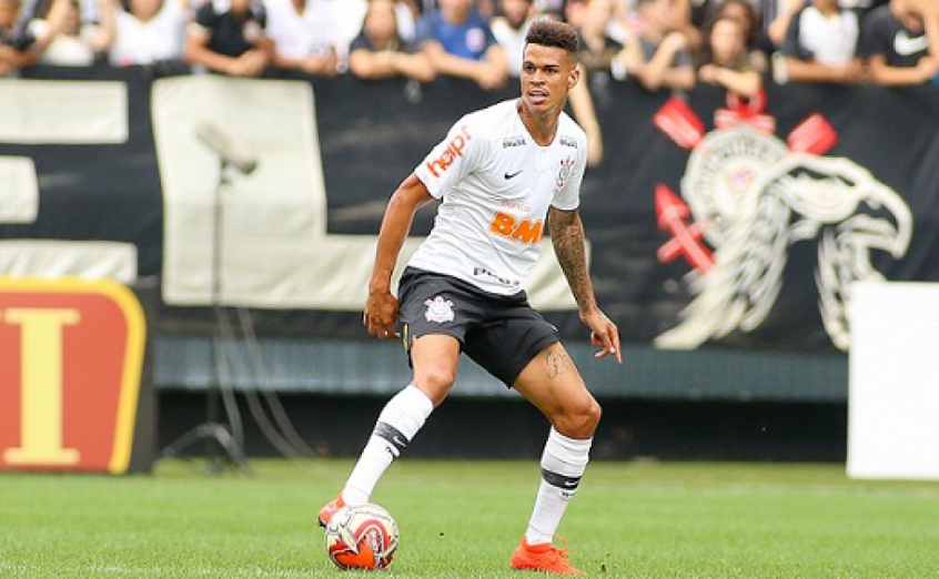 Richard celebra aniversário e exalta disputa no Corinthians | LANCE!