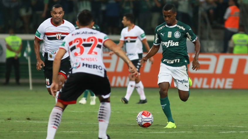 [ENQUETE] Favoritos para compor vaga de Dudu, quem você mandaria à campo: Zé Rafael ou Carlos Eduardo?