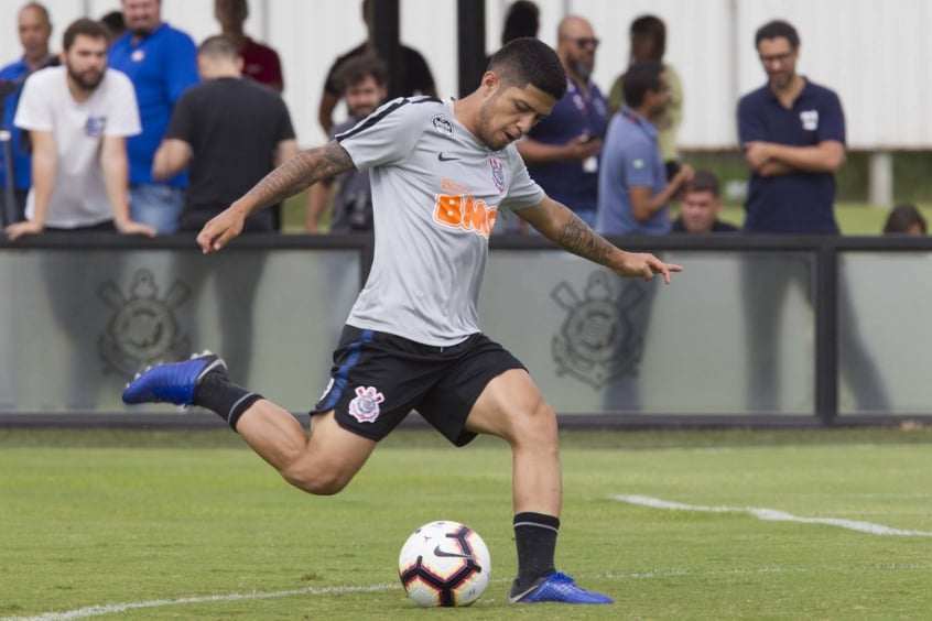 Com apenas um tempo de jogo em 2019, Sérgio Díaz entra no 