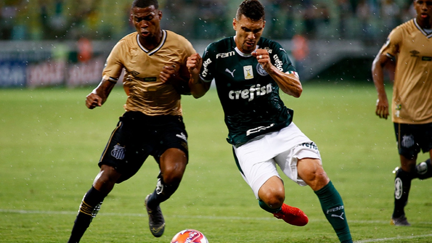 Três meses após título, Palmeiras ainda tenta entender vaias