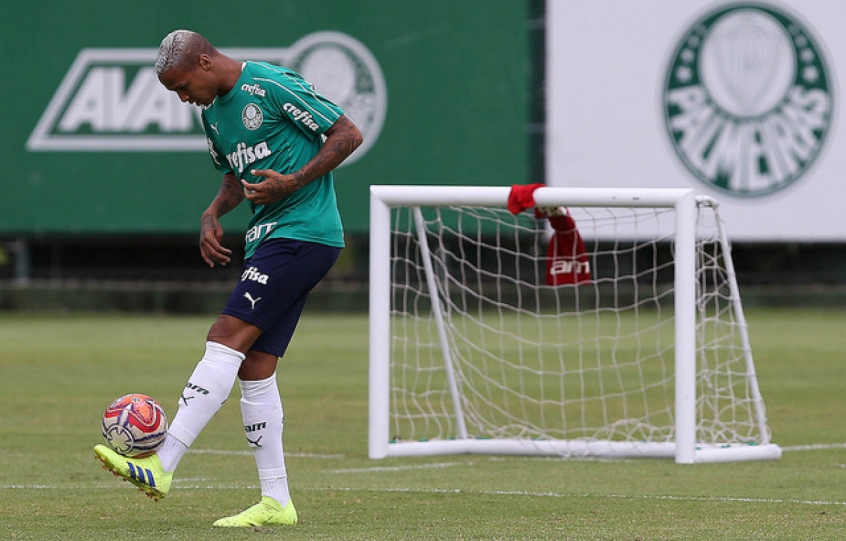 Com permanência de Deyverson, Palmeiras segue sem solução no ataque