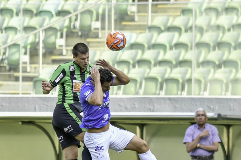 Fred superou a defesa americana em três oportunidades, deixando sua marca no ex-clube