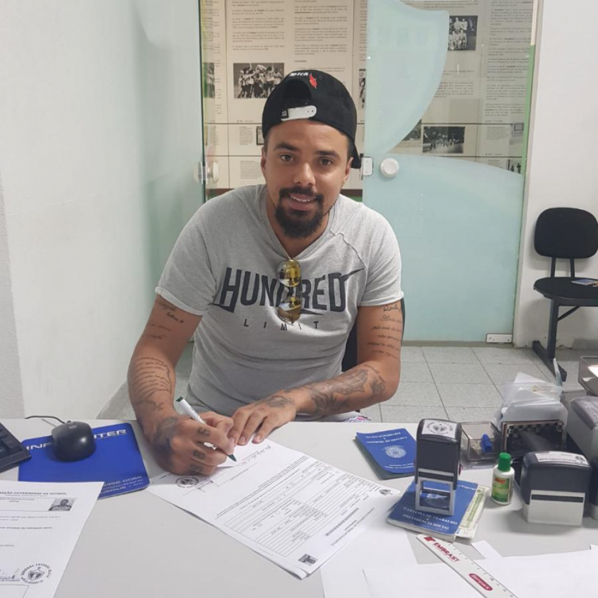 Goleiro Zé Carlos