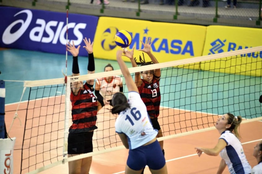 Valinhos bateu o Flamengo em casa