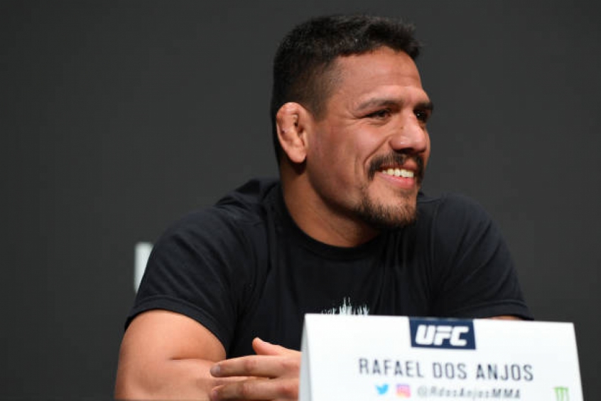 Rafael dos Anjos quer reencontrar o caminho das vitórias neste sábado contra Lee (Foto: Getty Images)