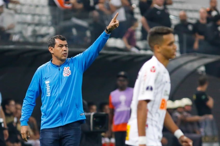 Corinthians vai embalado para a Venezuela em busca da classificação