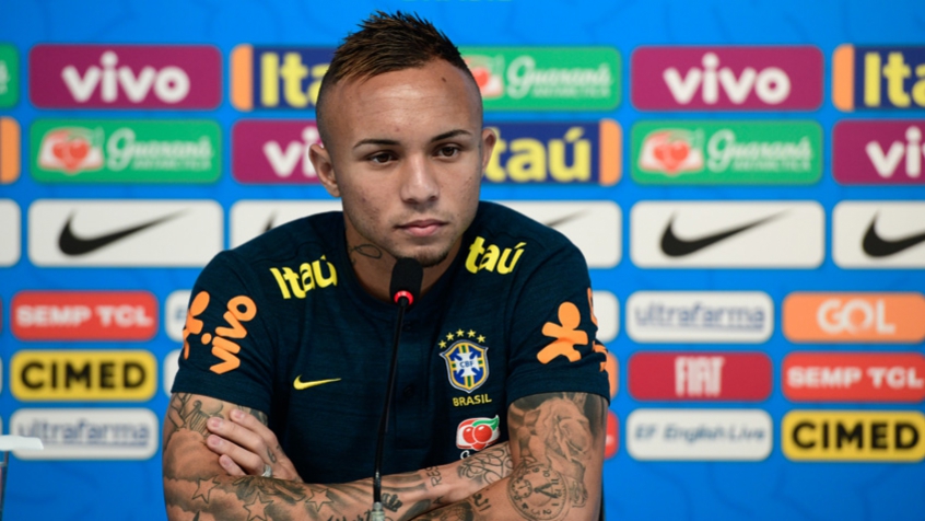 Everton Coletiva Seleção