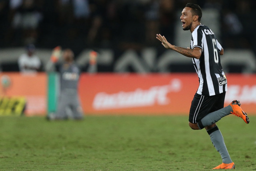 Gilson - Botafogo x Grêmio