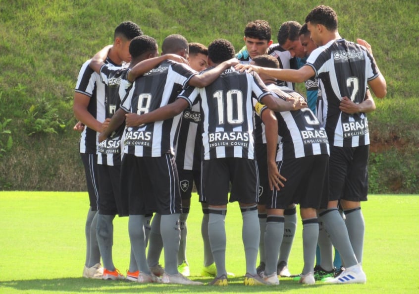 Quanto foi o jogo do Botafogo e América sub-20?