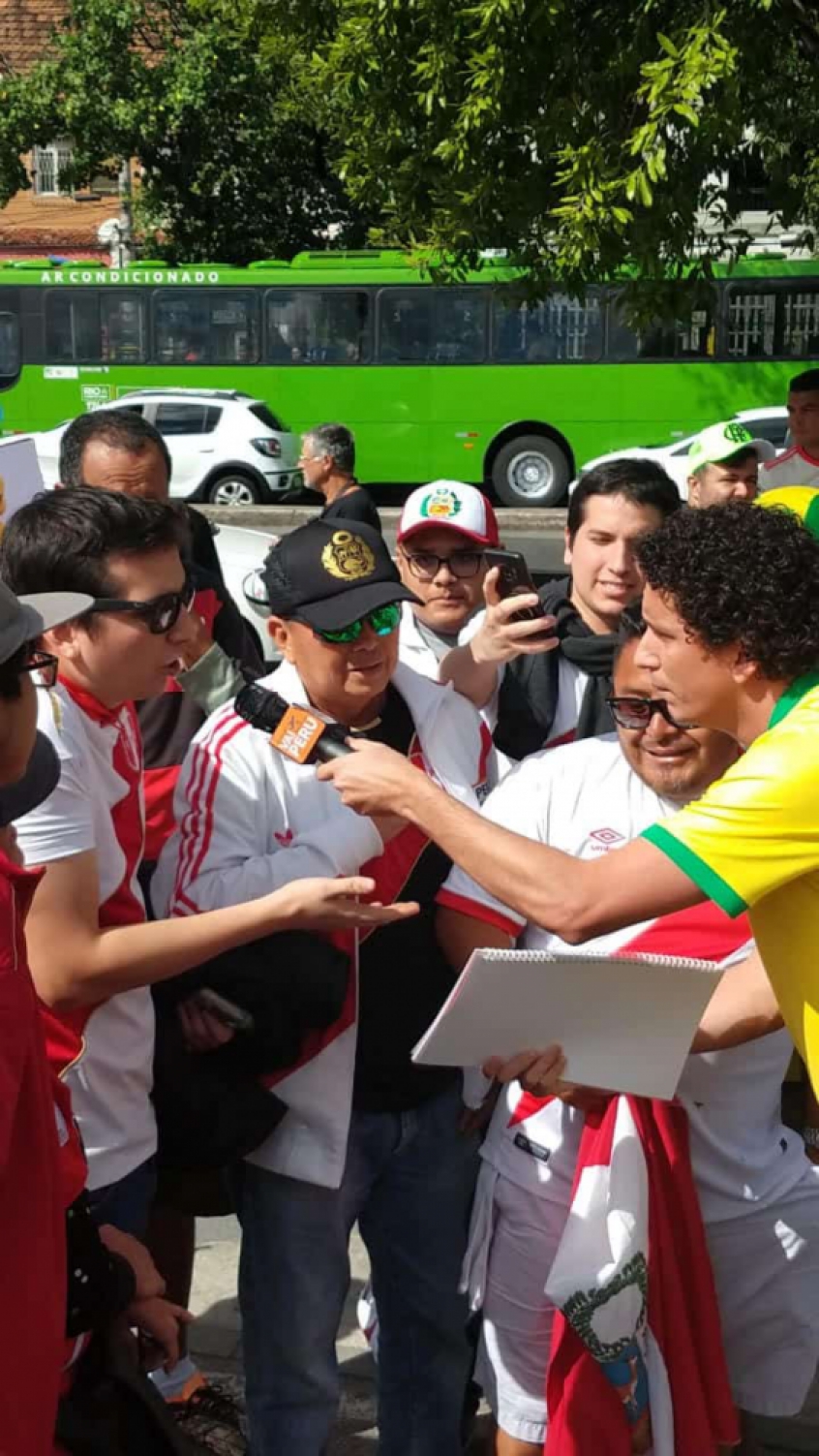 Torcedores peruanos