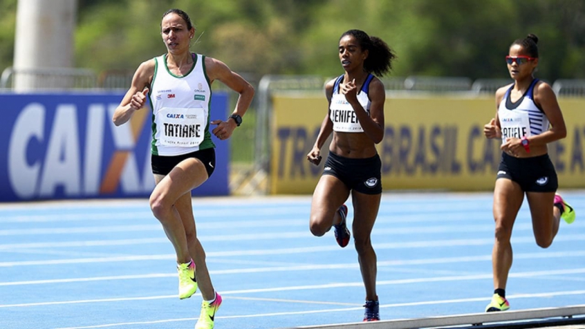 Tatiane, Jenifer e Tatiele conquistaram o pódio dos 5.000m do Troféu Brasil de Atletismo 2018 (CBAt/Divulgação)