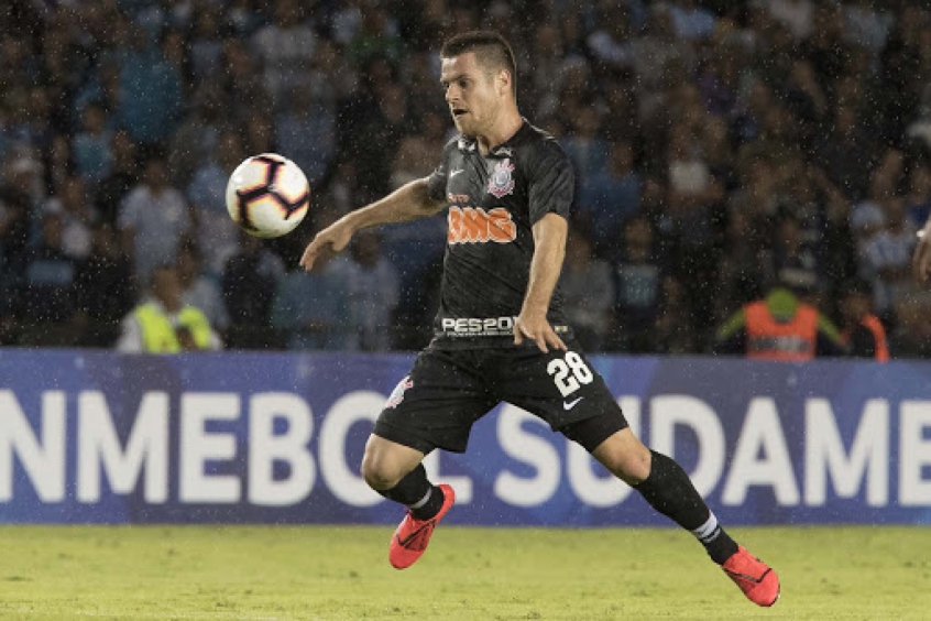 Ramiro fala sobre classificação em Quito e se diz à disposição de Carille