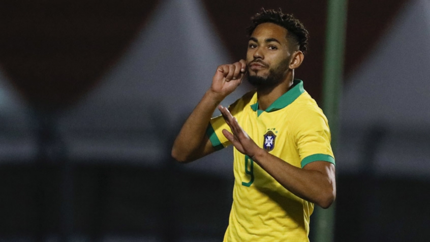 Matheus Cunha Mostra Cartao De Visitas Sonha Com Selecao Principal E Revela Vontade De Jogar No Brasil Lance