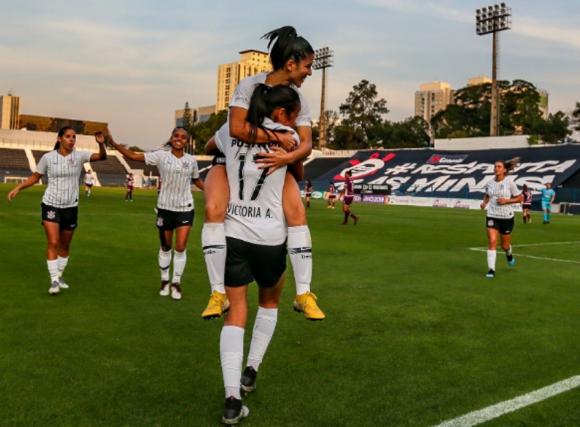 Futebol Feminino: Corinthians e Flamengo duelam por vaga na decisão do Brasileiro
