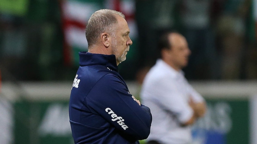 Mano enaltece postura dos volantes do Palmeiras e comenta sobre perseguição ao líder Flamengo