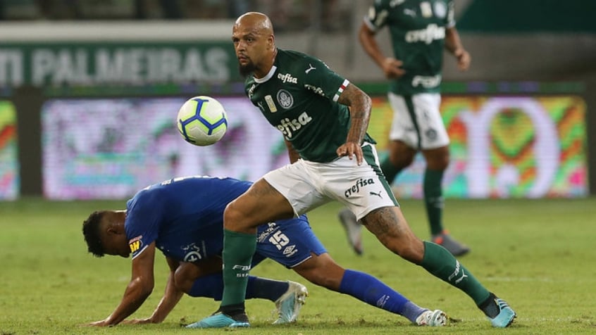 Felipe Melo admite que o time mudou a postura com Mano, mas pede respeito a Felipão
