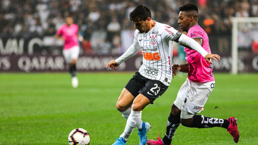 Fagner reconhece superioridade do Del Valle: 