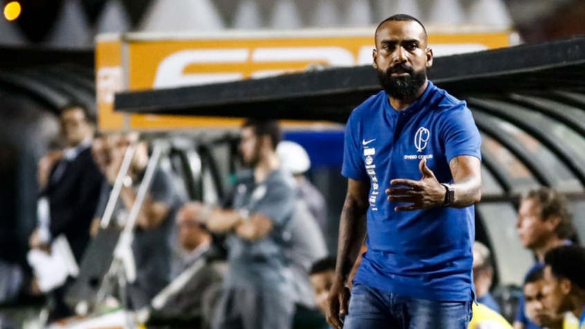 Com a missão de entrar no G6, Corinthians encara o Inter em duelo decisivo 