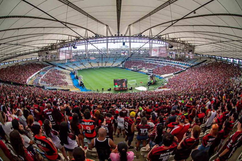 Torcida do Flamengo esgota ingressos para jogo contra Fortaleza