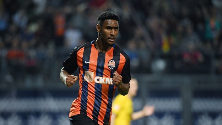 Brasileiro Tetê completa 50 jogos com a camisa do Shakhtar Donetsk | LANCE!