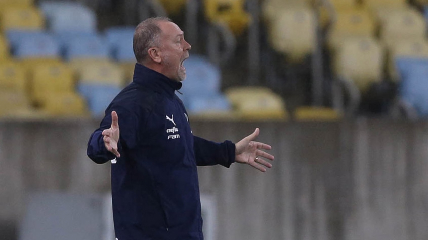 Mano analisa derrota no Maracanã e admite objetivo de vencer o Flamengo nessa reta final