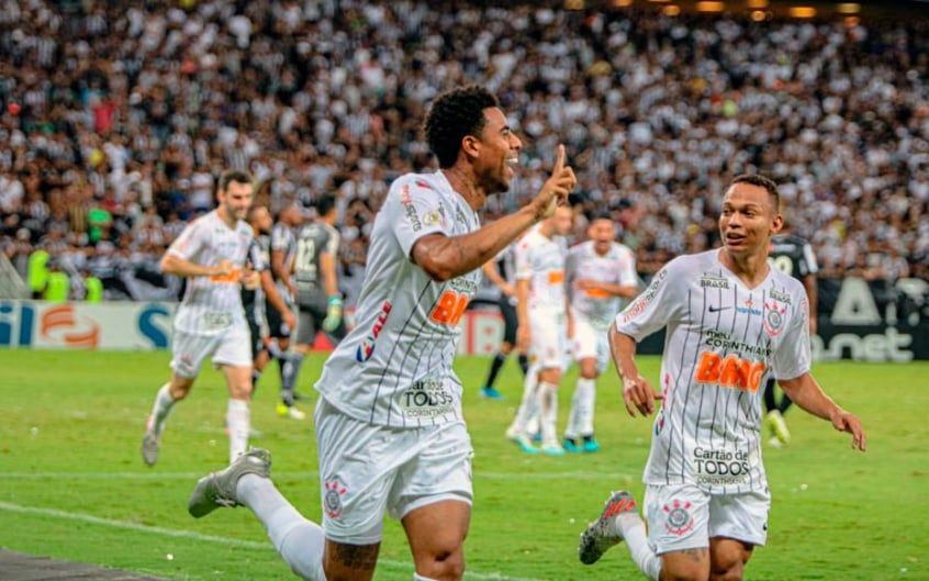 Gustagol analisa vitória e enaltece disputa pela fase de grupos da Liberta: 