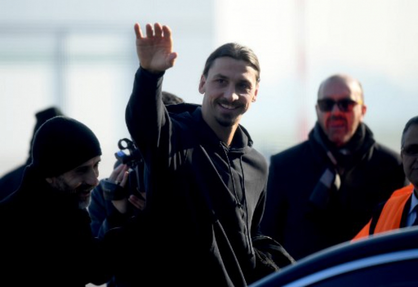 Ibrahimovic chega na Itália