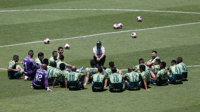 Luxa comanda treino em Araraquara na véspera do Choque-Rei; veja provável escalação