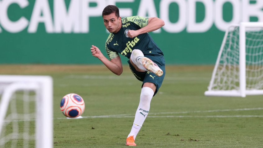 Último livre do CT, Luan Silva recebe cartilha de exercícios do Palmeiras